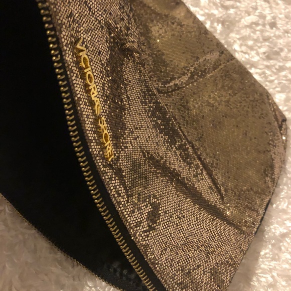 Victoria’s Secret sequin bling make up bag - Picture 3 of 7
